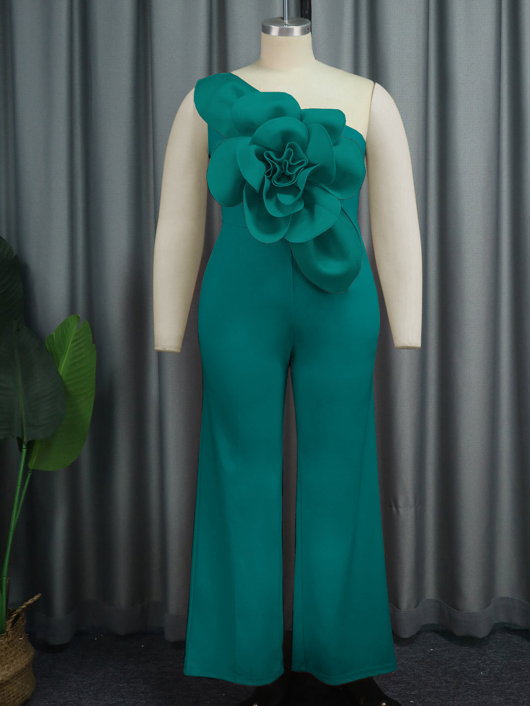 Damen Eleganter Jumpsuit mit floralem Schulterdetail Echo Archiv