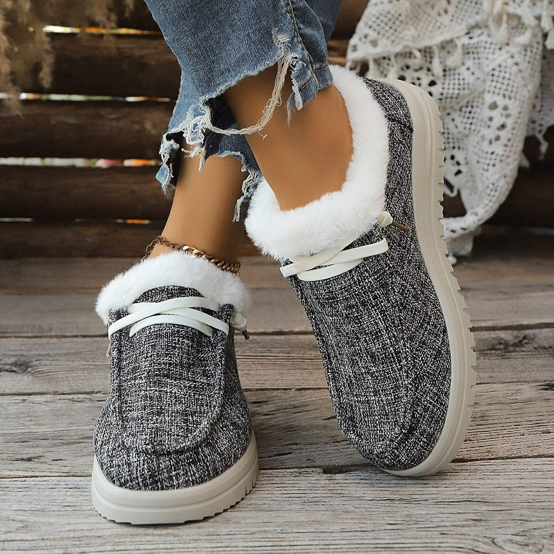 Damen Gefütterte Slip-On-Pantoletten mit Teddyfutter und profilierter Plateau-Sohle Echo Archiv