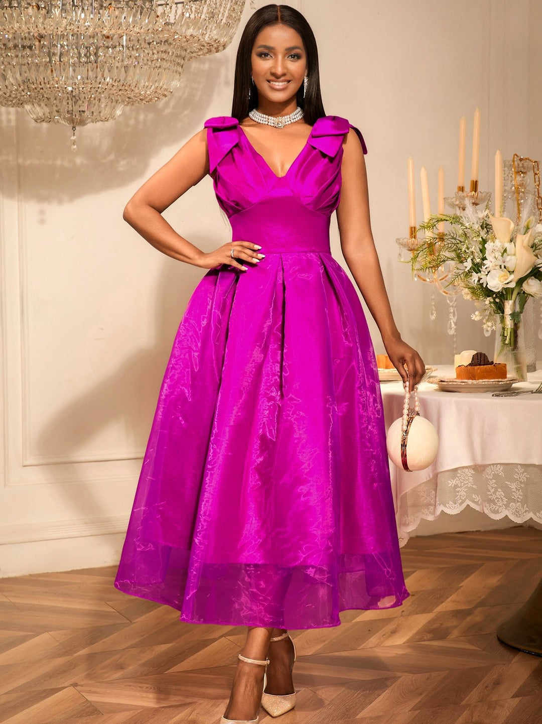 Damen A-Linien Cocktailkleid mit voluminösen Schleifenärmel Echo Archiv