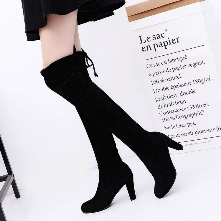 Damen Overknee-Stiefel mit geschwungenem Blockabsatz und weichem Veloursimitat Echo Archiv