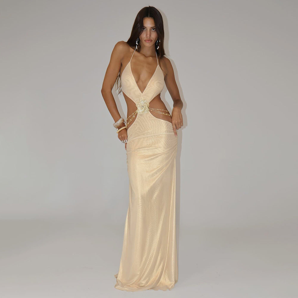 Damen Traumhaftes Abendkleid mit tiefem Ausschnitt und ausgefallenen Cut-Outs Echo Archiv