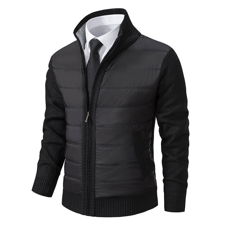 Herren sportive Kapuzenjacke mit strukturiertem Material und eleganten Details Echoarchiv