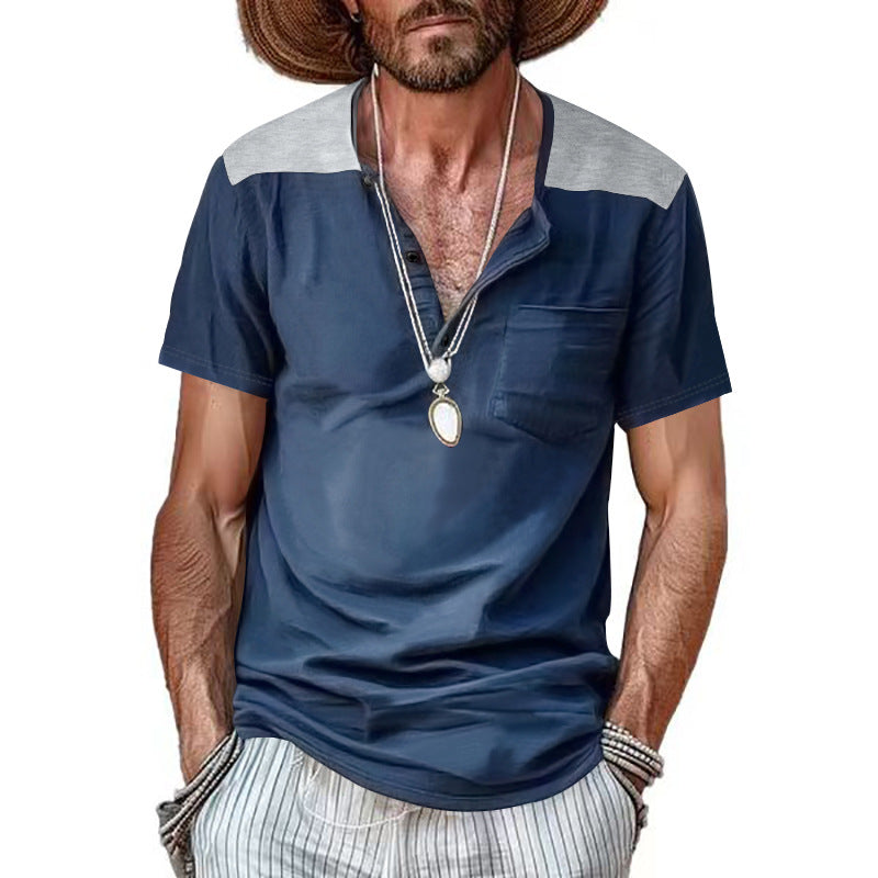 Herren Kurzarm-Henley-Shirt mit kontrastierenden Schulterdetails und praktischer Brusttasche Echoarchiv