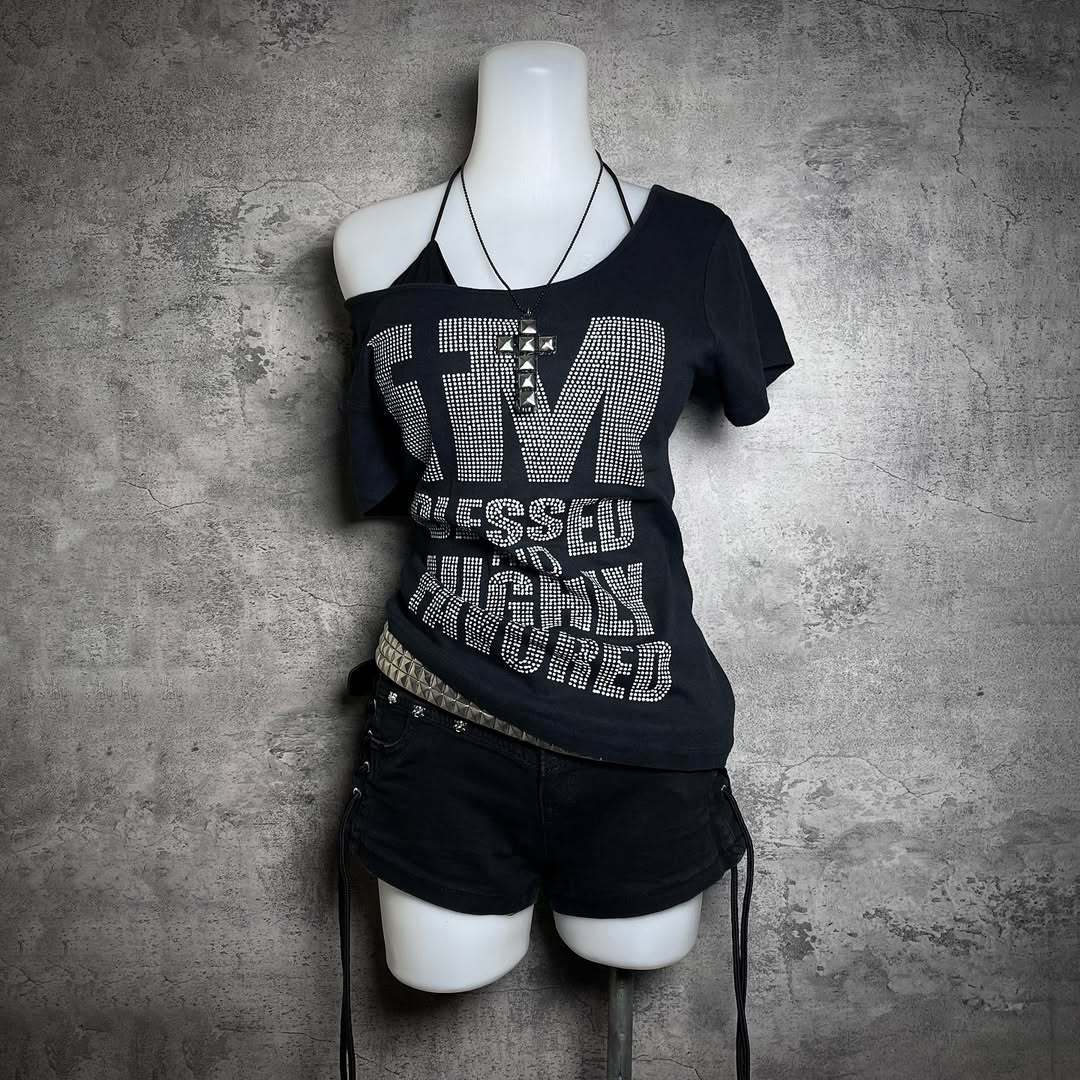 Damen Trendiges T-Shirt mit funkelnden Strassdetails Echo Archiv