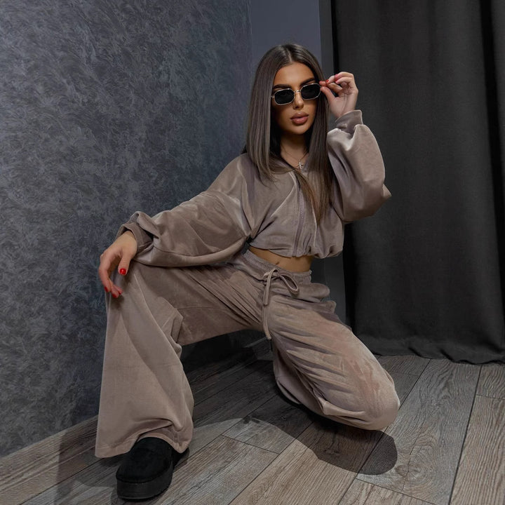 Damen luxuriöses Velours-Cropped-Hoodie und High-Waist Weite Jogginghose Set – Auréline
