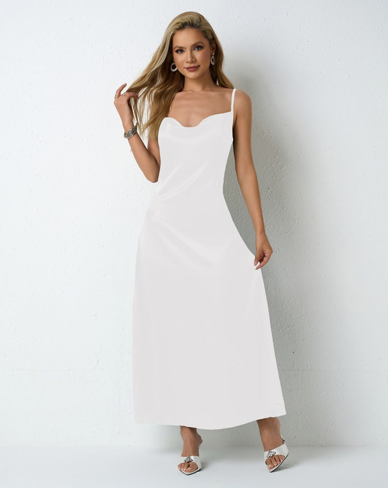 Damen Elegantes Maxikleid mit schicker Neckholder-Optik Echo Archiv