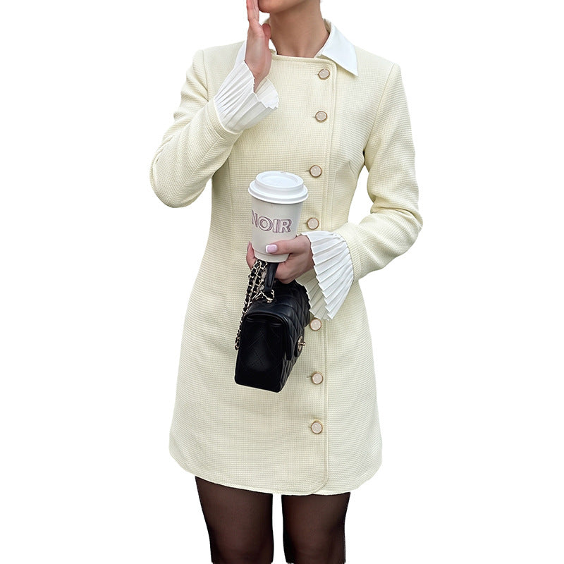 Damen Eleganter Blazer mit Knopfdetails Echo Archiv