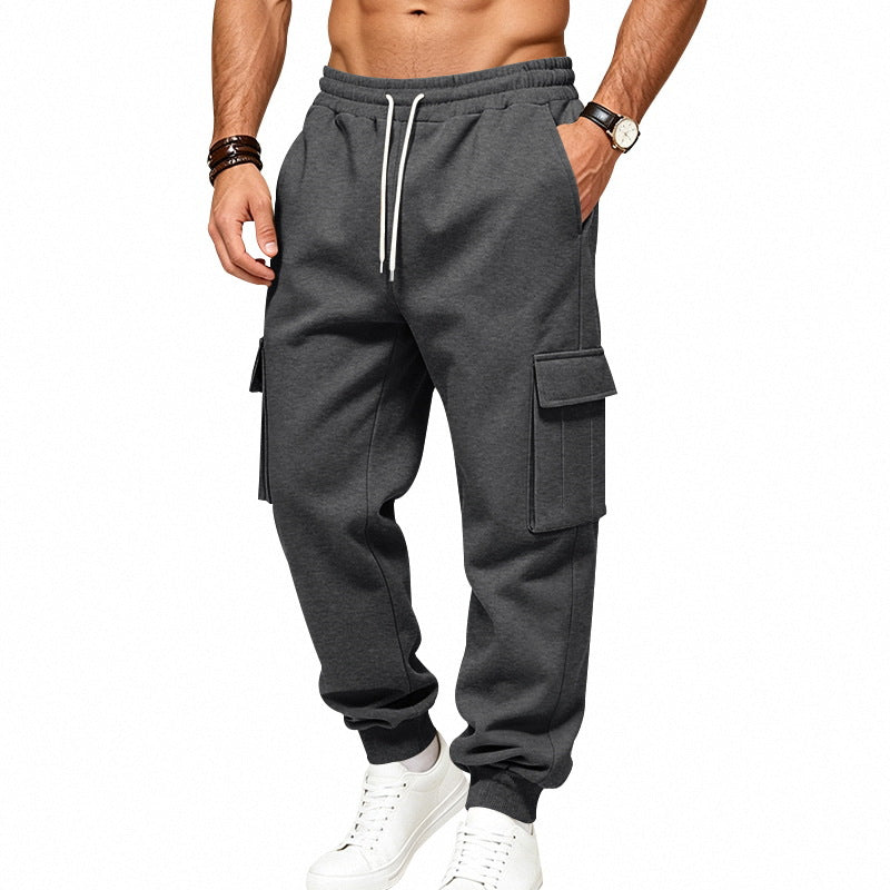 Herren Cargo-Jogginghose aus Sweat mit Kordelzug, elastischen Bündchen und großen Klappentaschen Echoarchiv