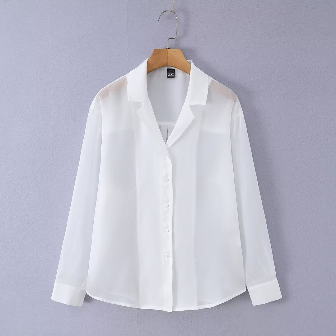 Damenbluse aus luftiger Mikrofaser mit elegantem Kragen und knöpfbarem Verschluss Echo Archiv
