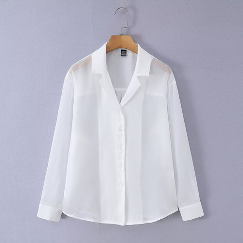 Damenbluse aus luftiger Mikrofaser mit elegantem Kragen und knöpfbarem Verschluss Echo Archiv
