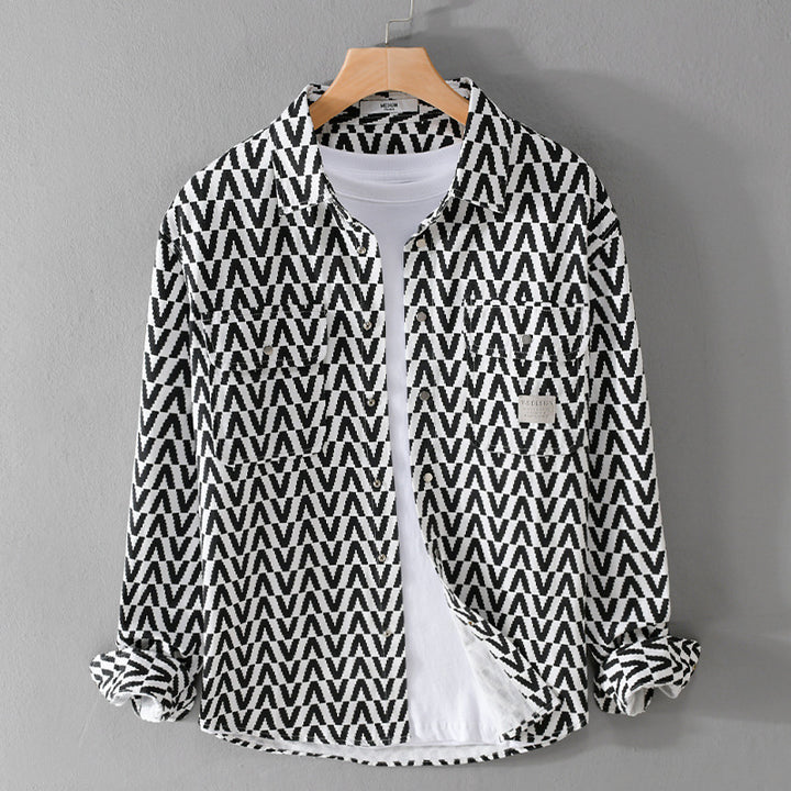 Herren Gemustertes Overshirt aus Baumwollmix mit geometrischem V‑Muster, aufgesetzten Brusttaschen und Relaxed‑Fit Echoarchiv