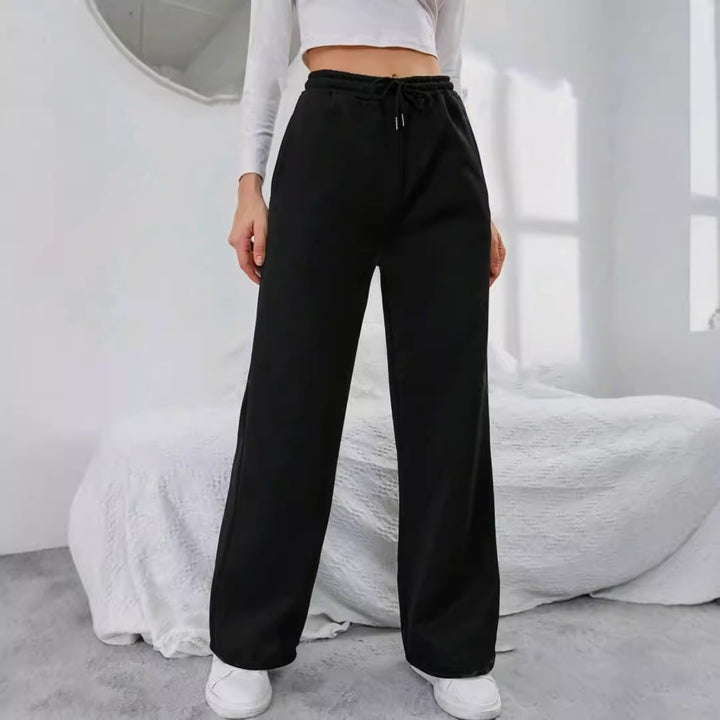 Damen nan High‑Waist Wide‑Leg Jogginghose mit elastischem Komfortbund, Kordelzug und tiefen Eingrifftaschen Echo Archiv
