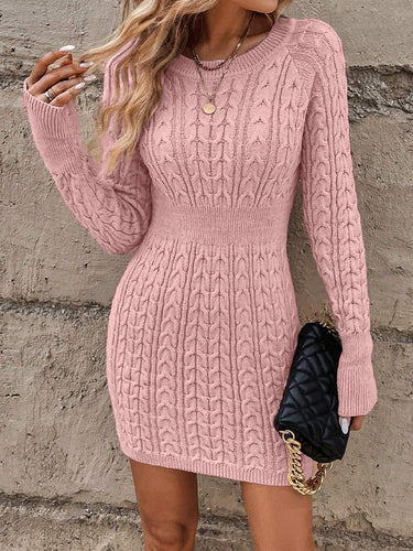 Damen Strickkleid mit Modernem Zopfdesign und Langen Ärmeln Echoarchiv