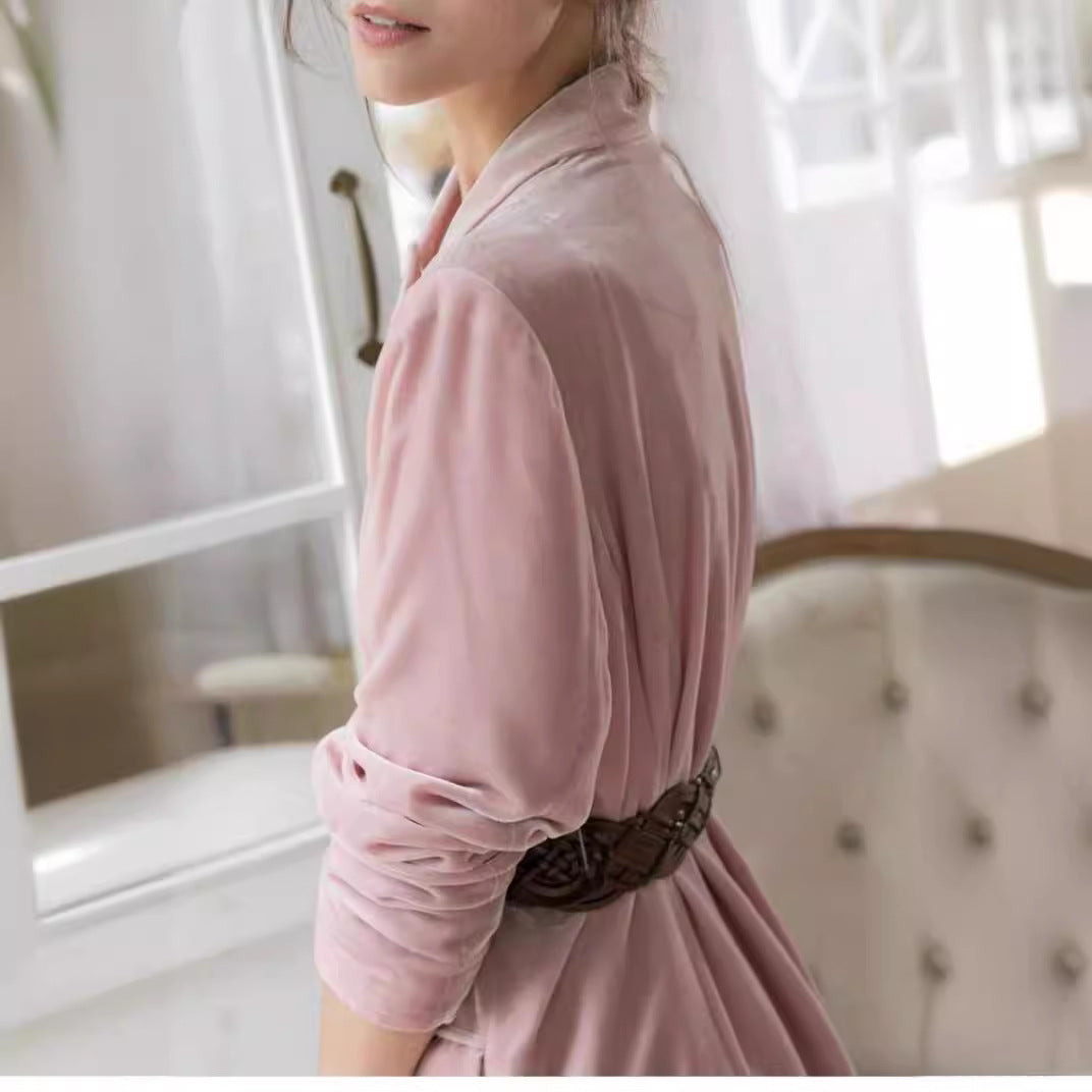 Damen Eleganter Samtblazer Echoarchiv