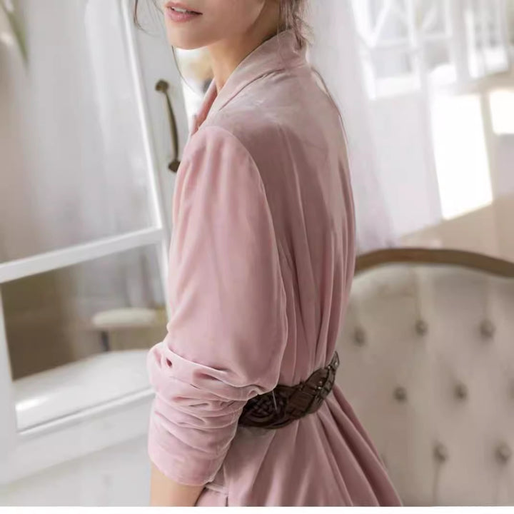 Damen Eleganter Samtblazer Echoarchiv