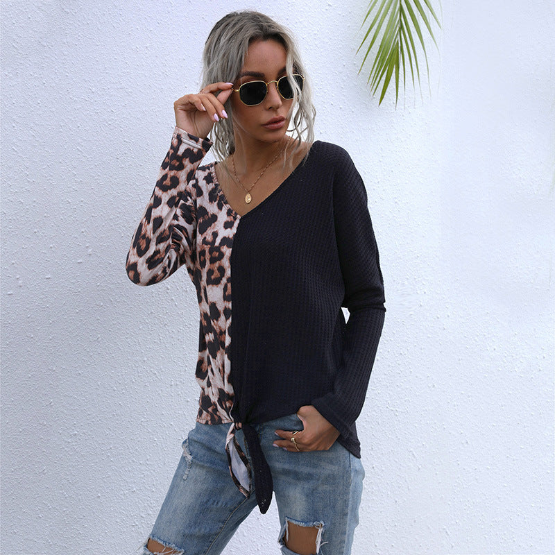 Damen Oversize-Longsleeve mit asymmetrischem Materialmix, V-Ausschnitt und Knotenfront Echoarchiv