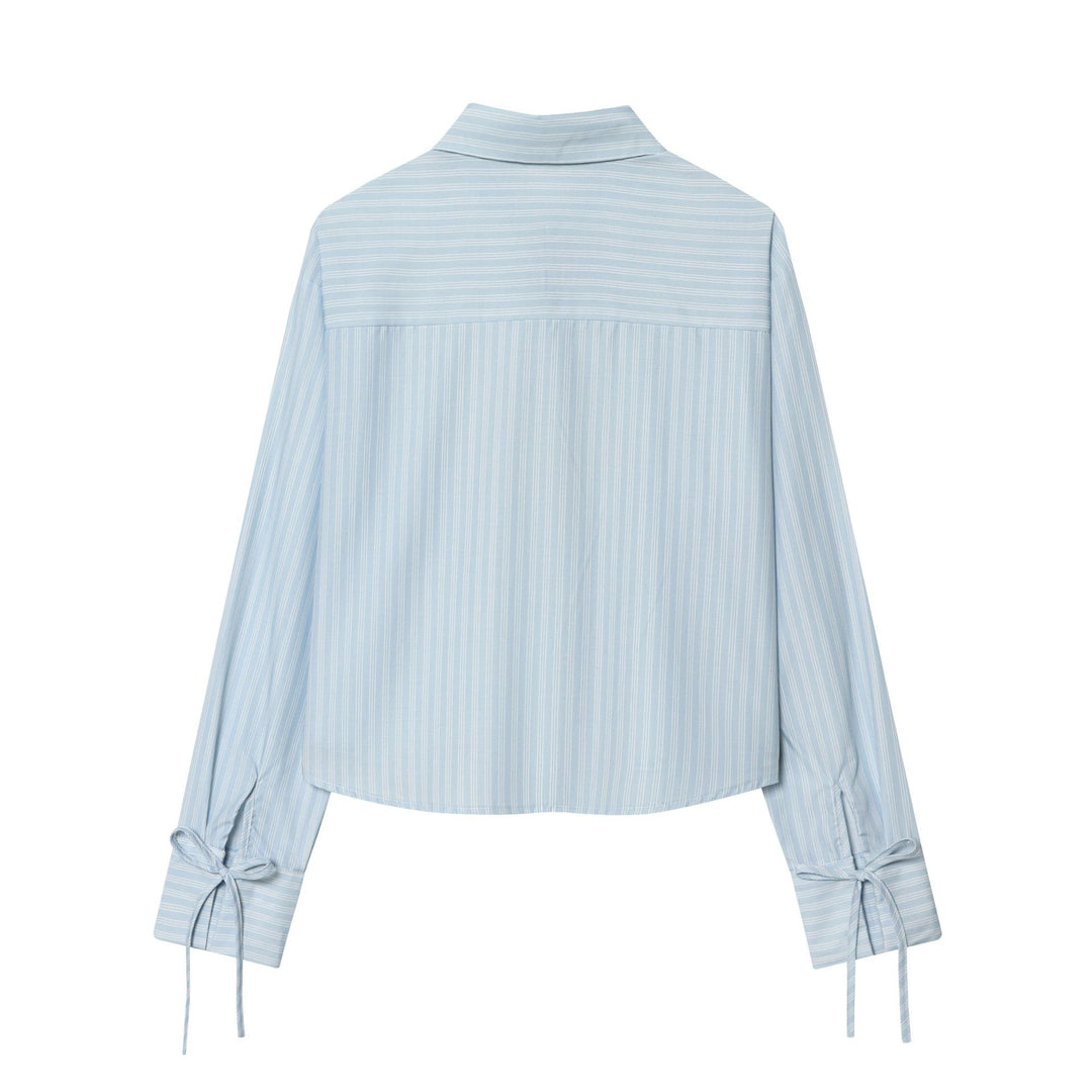 Damen nan gestreifte Bluse mit Krawatten-Front, Hemdkragen und weitem Manschettenärmel Echo Archiv