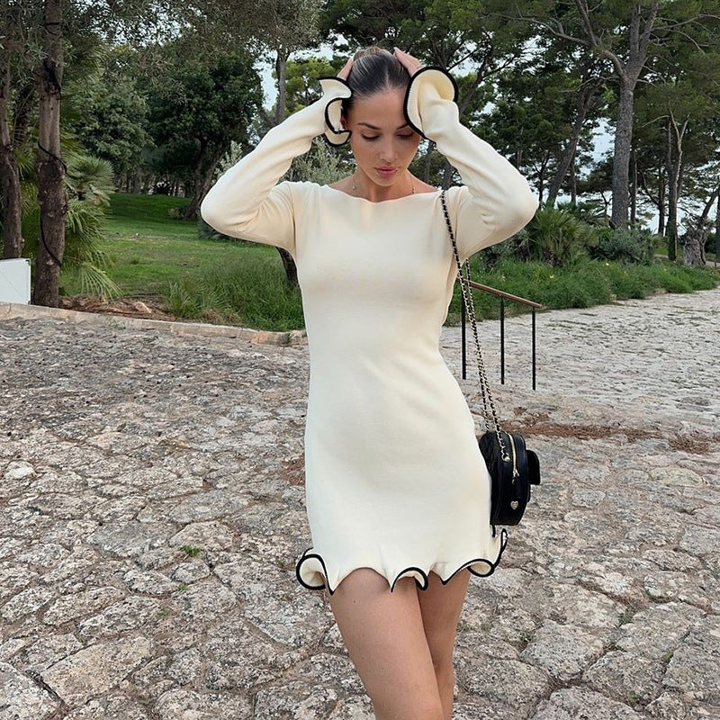 Damen figurbetontes Mini-Kleid mit kreativen Rüschen und langen Ärmeln Echo Archiv