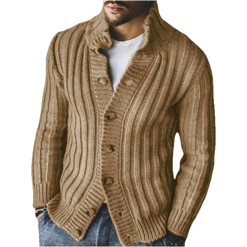 Herren Strickjacke mit klarem Rippenmuster und bequemem Stehkragen Echoarchiv