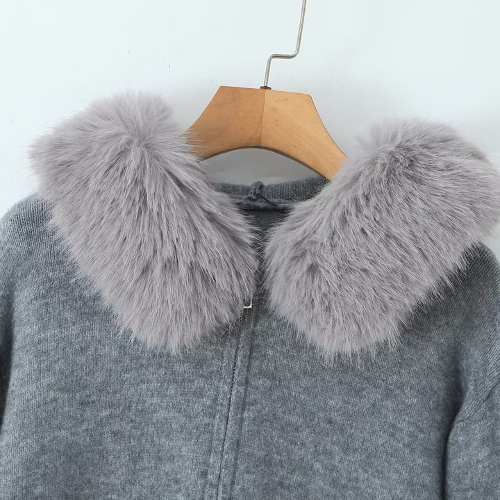 Damen Kurzgeschnittene Strickjacke mit Reißverschluss und abnehmbarem Kunstfellkragen Echoarchiv