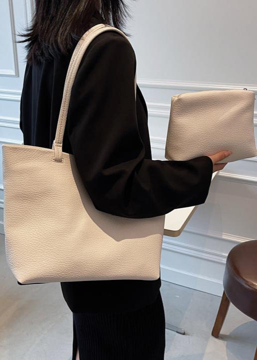 Echoarchiv | Geräumige Damen Schultertasche Aus Weichem Leder