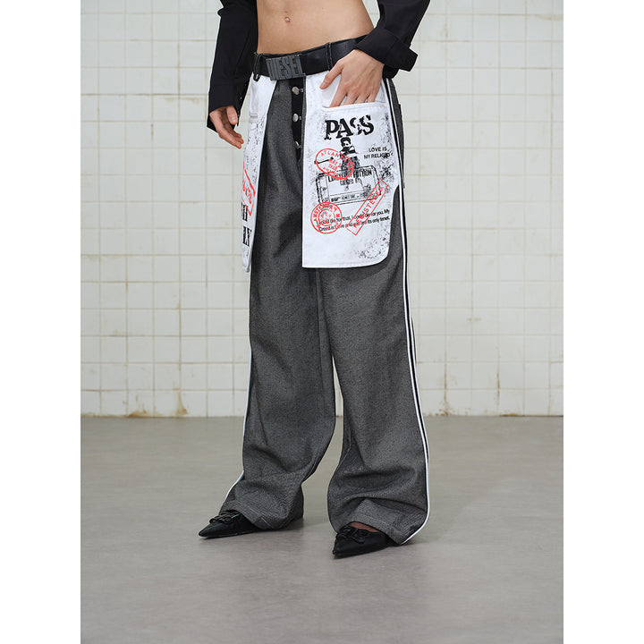 Damen Wide-Leg Cargo-Jeans mit aufgesetzten Grafik-Patches und Kontraststreifen Echoarchiv