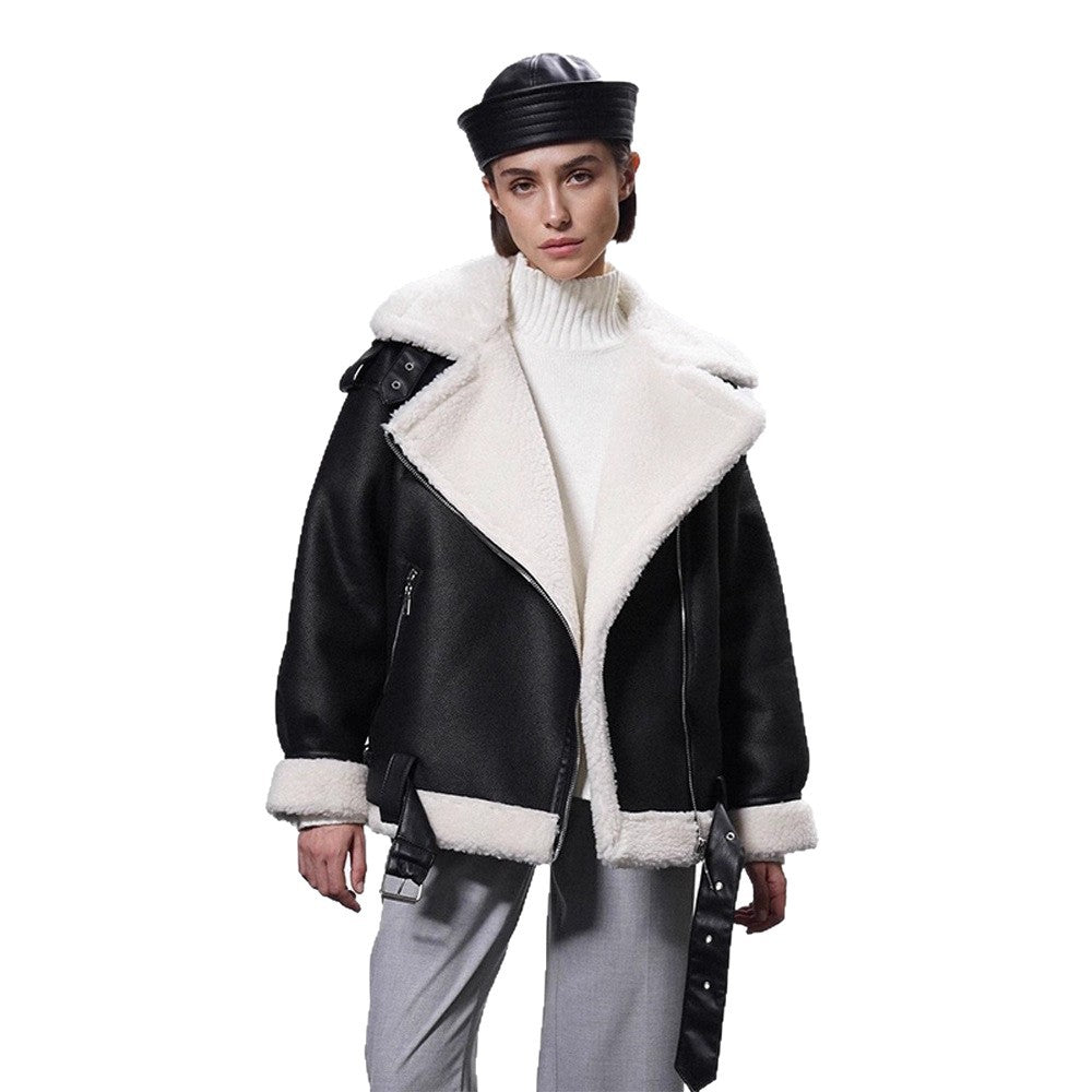Damen Oversized Bikerjacke mit Teddyfell-Futter und verstellbaren Gürteln Echoarchiv