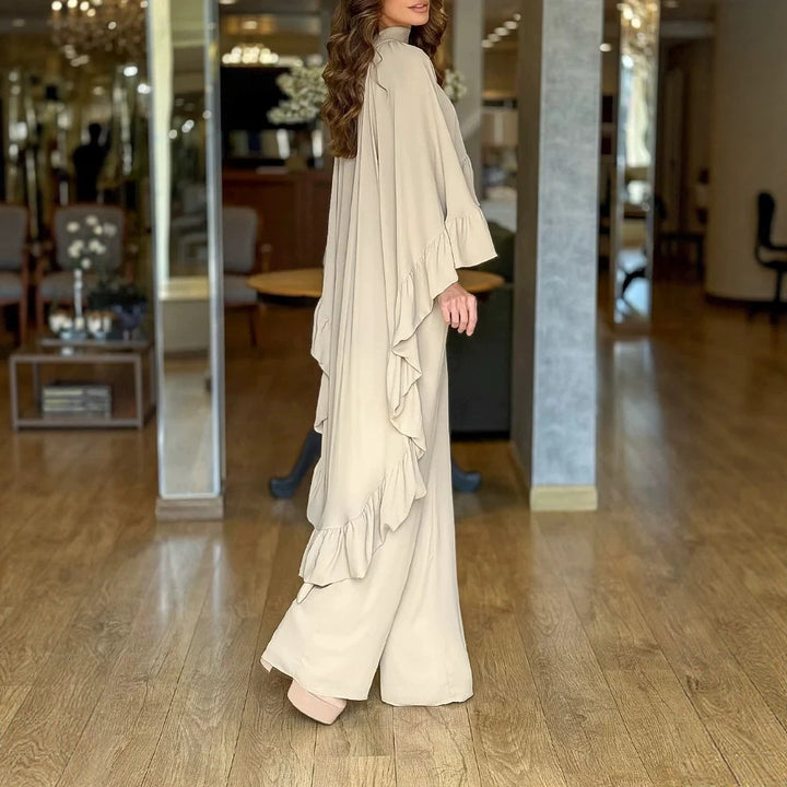 Damen Eleganter Overall mit Cape-Volant und weitem Palazzohosenbein – Solévia