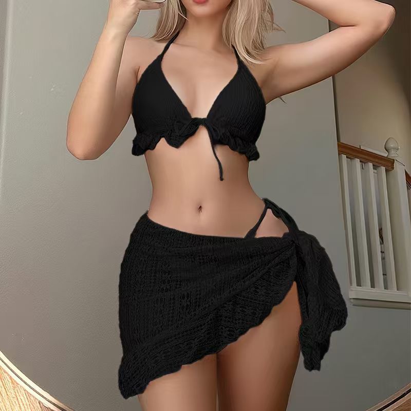 Damen Triangel-Bikini mit Rüschendetail und passendem Wickelrock Echo Archiv