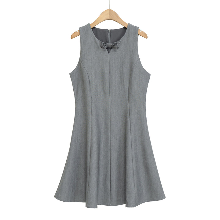 Damen Besprechungs-Kleid mit eleganter Schleifenverzierung und fließendem Schnitt Echo Archiv