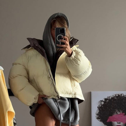 Damen Kurze Oversize Steppjacke mit hohem Kragen und wattierter Fütterung Echoarchiv