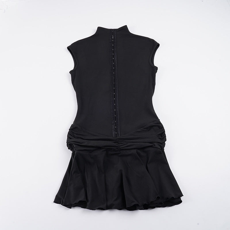 Damen Elegantes Wickelkleid mit hochgeschlossenem Kragen und Rüschenelementen Echo Archiv