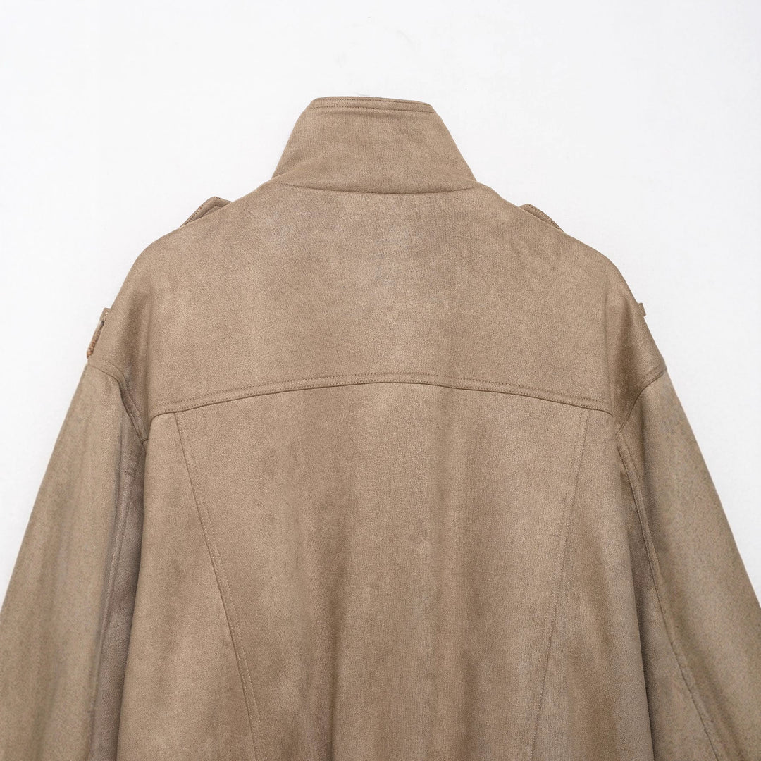 Damen Field‑Bomberjacke in Veloursleder‑Optik mit hoher Kragenpartie, Pattentaschen und Epauletten Echoarchiv