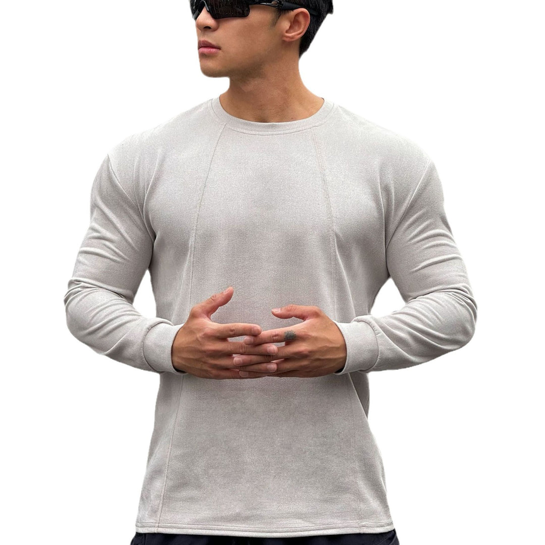 Herren Langarm Sportshirt mit nahtloser Verarbeitung und körperbetontem Schnitt Echoarchiv