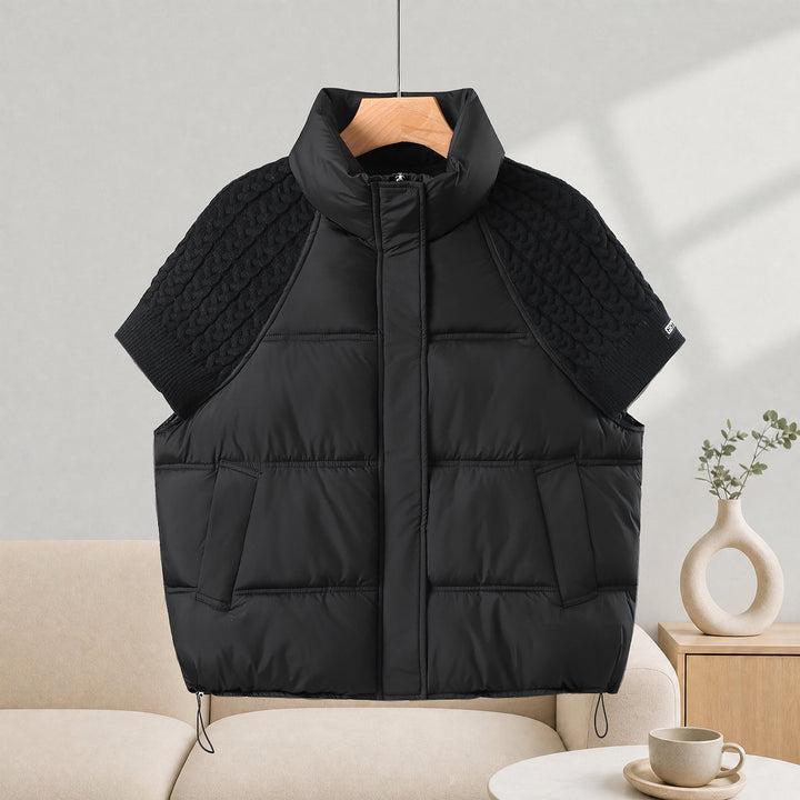 Damen Steppweste im Cape‑Look mit Zopfstrick‑Schultereinsatz und hohem Stehkragen Echo Archiv