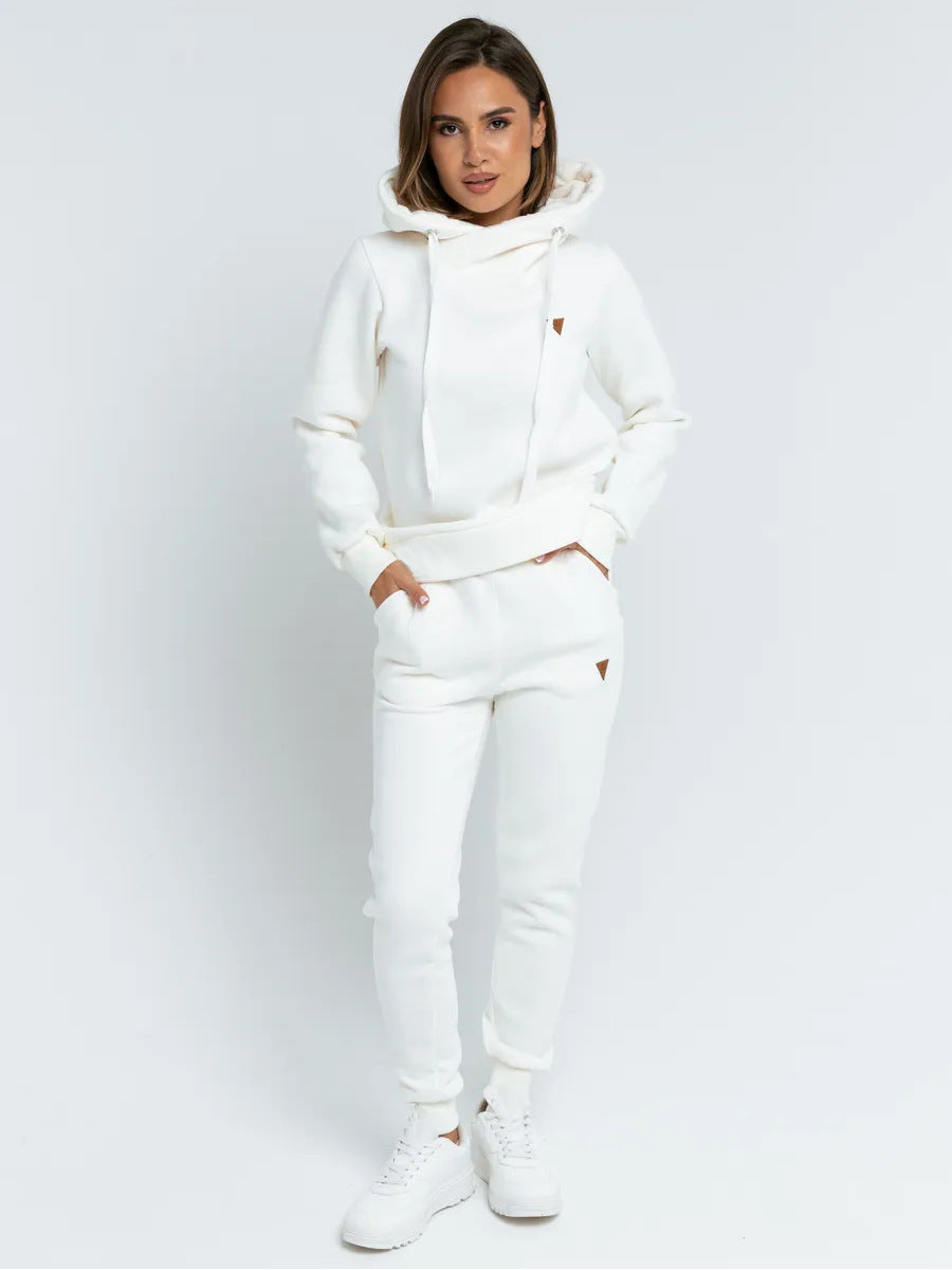 Damen Loungewear-Set mit Schalkragen-Hoodie und taillierter Jogginghose – Élanora
