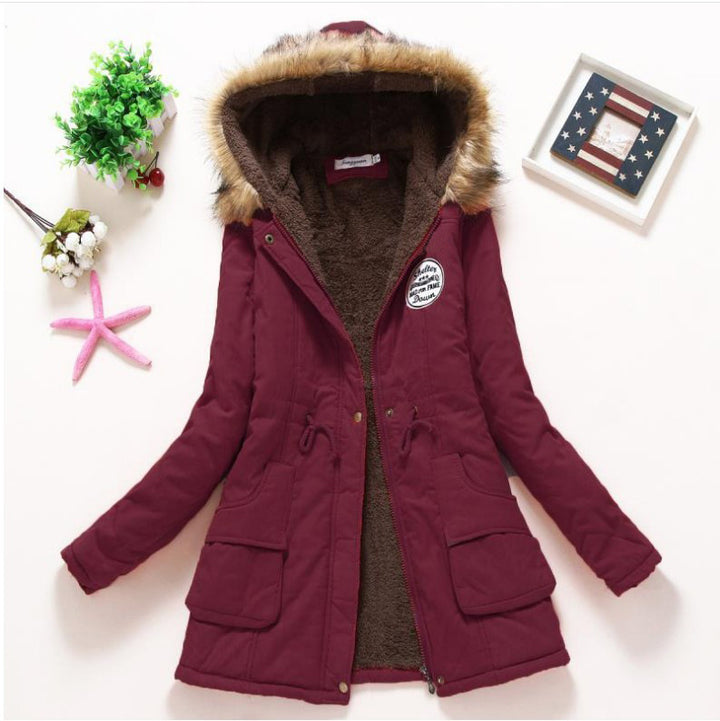 Damen hochwärmender Winterparka mit Teddy-Innenfutter, Tunnelzug und Kunstfellbesatz – Montévia