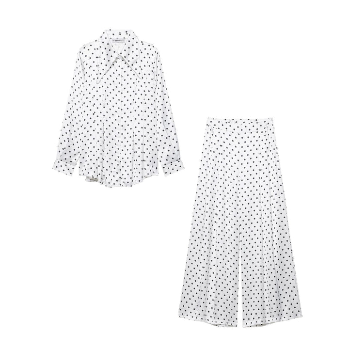 Damen Oversized Satinbluse mit übergroßem spitzem Kragen und Plissée-Detail Echoarchiv