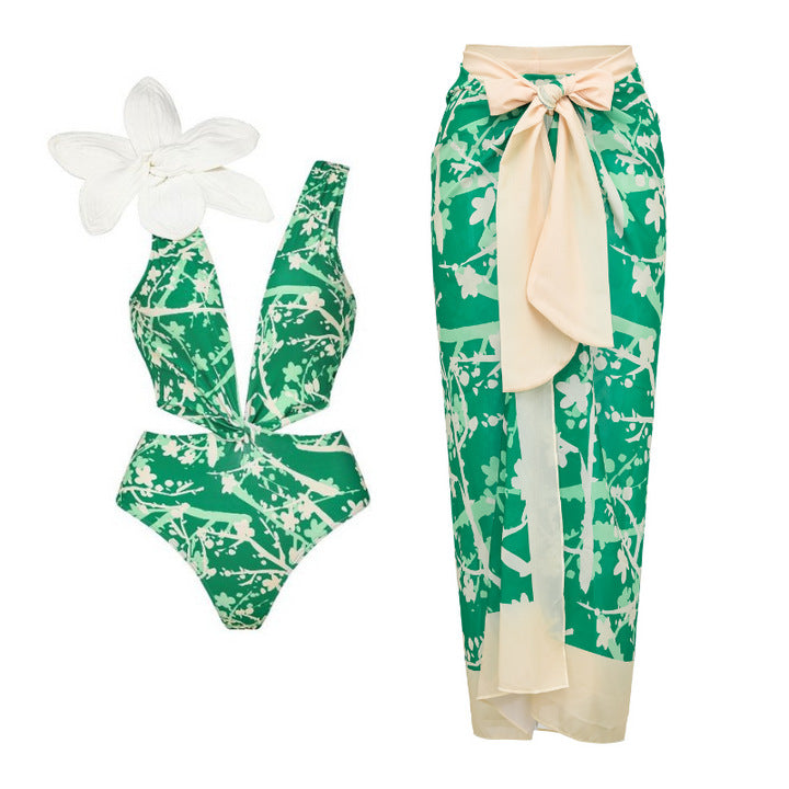 Damen Bikiniset mit besonderem Blumendekor und langem Wickelrock Echo Archiv