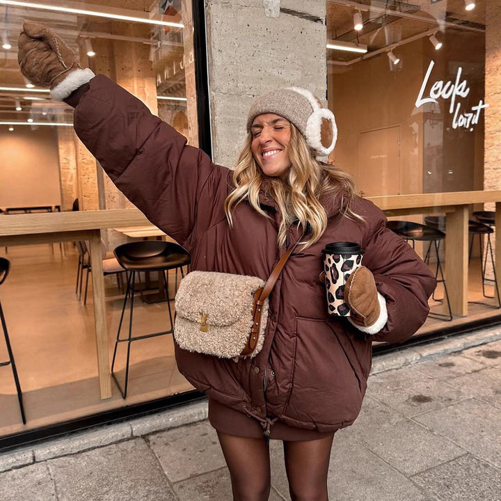 Damen Kurze wattierte Oversize-Steppjacke mit Kordelzug und winddichter Fütterung Echoarchiv