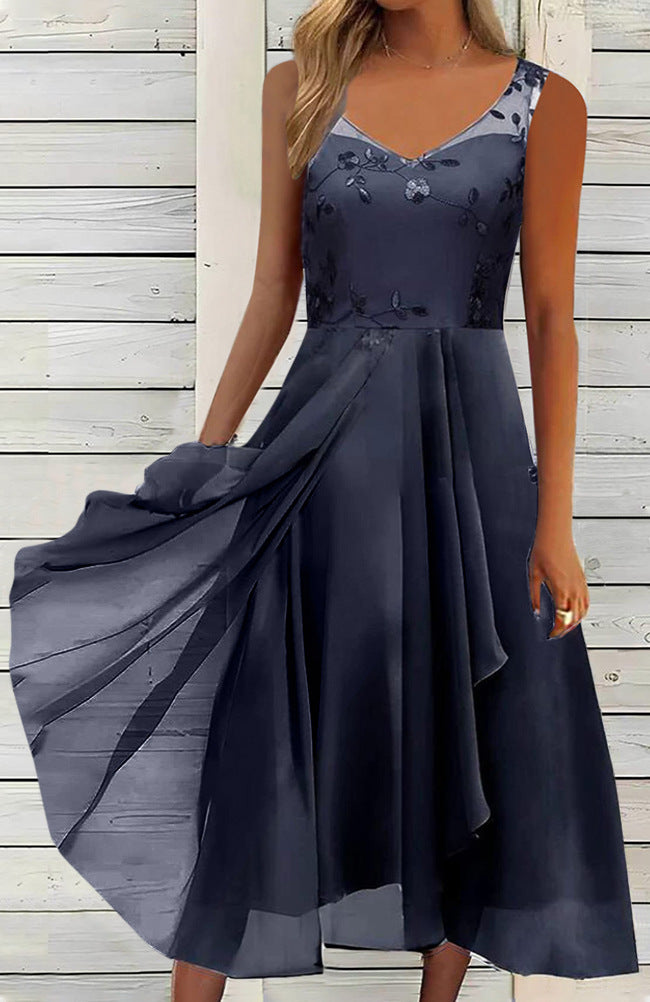 Damen nan A-Linien-Chiffonkleid mit floralem Stickoberteil, V-Ausschnitt, drapiertem Godet-Schwung und verdeckten Seitentaschen Echo Archiv