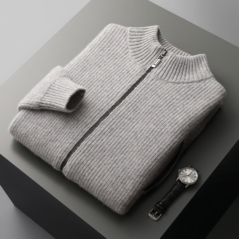 Herren Strickpullover mit modernem Reißverschluss und feiner Rippstruktur Echoarchiv