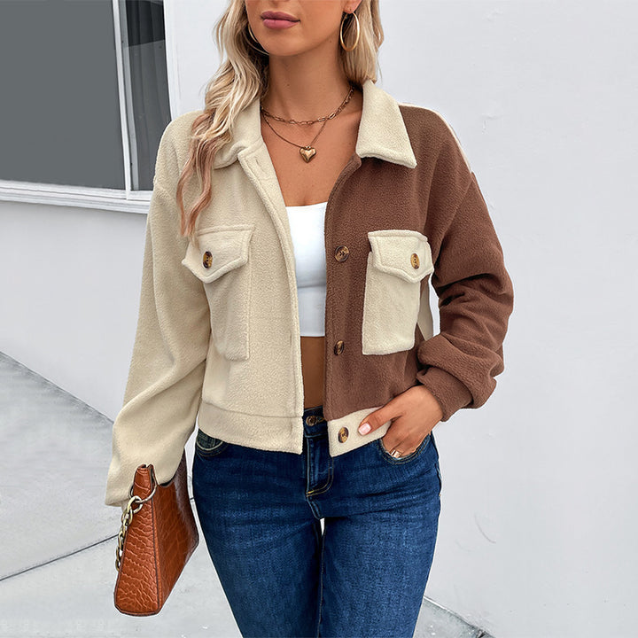 Damen Gekürzte Teddyjacke mit farbblockierten Ärmeln und Brusttaschen Echoarchiv