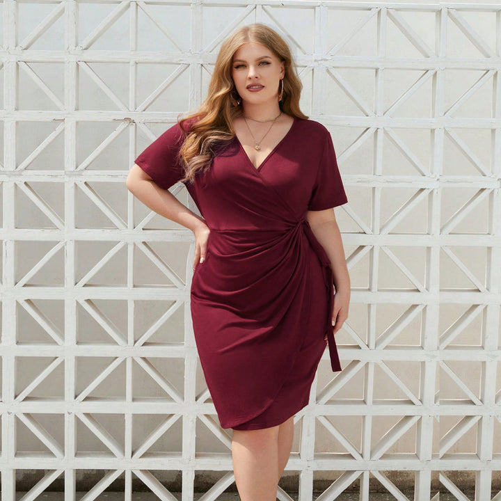 Damen Wickelkleid mit elegantem Rüschendesign und figurfreundlichem Schnitt Echo Archiv