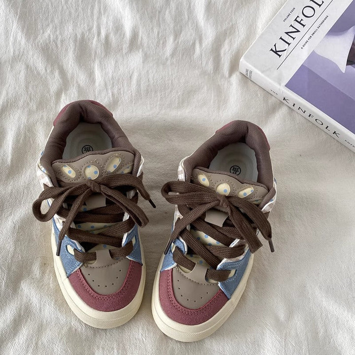 Damen Sneaker im modernen Design mit weichem Obermaterial von Echo Archiv