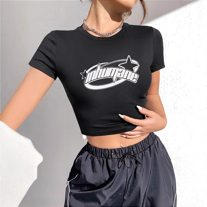 Damen Crop-T-Shirt mit kreativem Schriftzug und figurbetontem Schnitt Echo Archiv