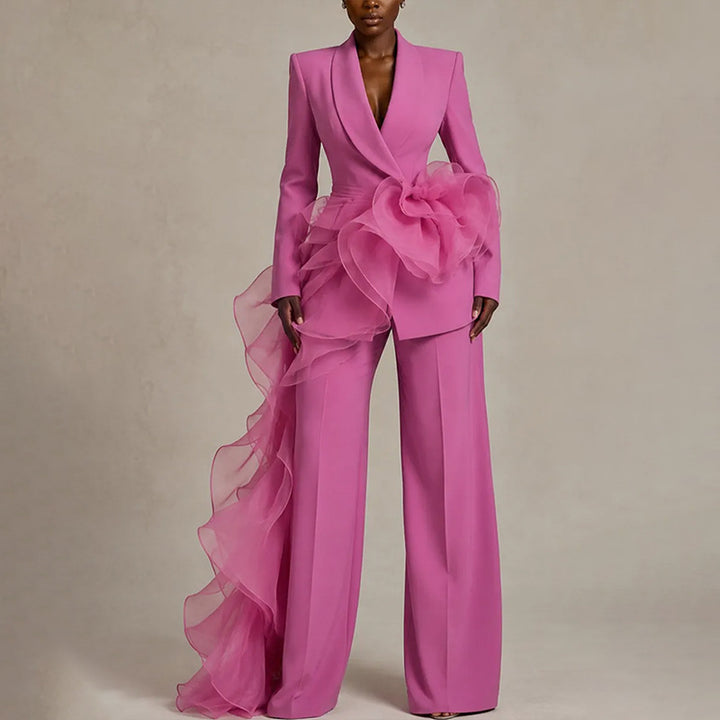 Damen Eleganter Anzug mit asymmetrischem Volant Echo Archiv