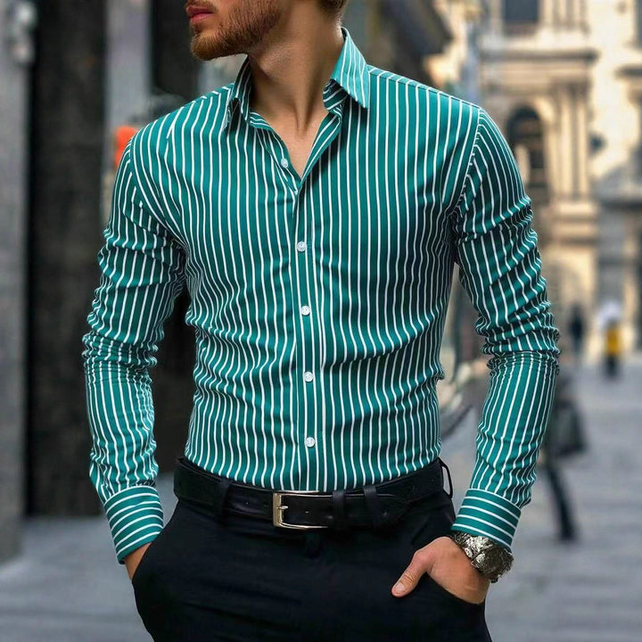 Herren Slim-Fit Hemd mit vertikalem Streifenmuster Echoarchiv