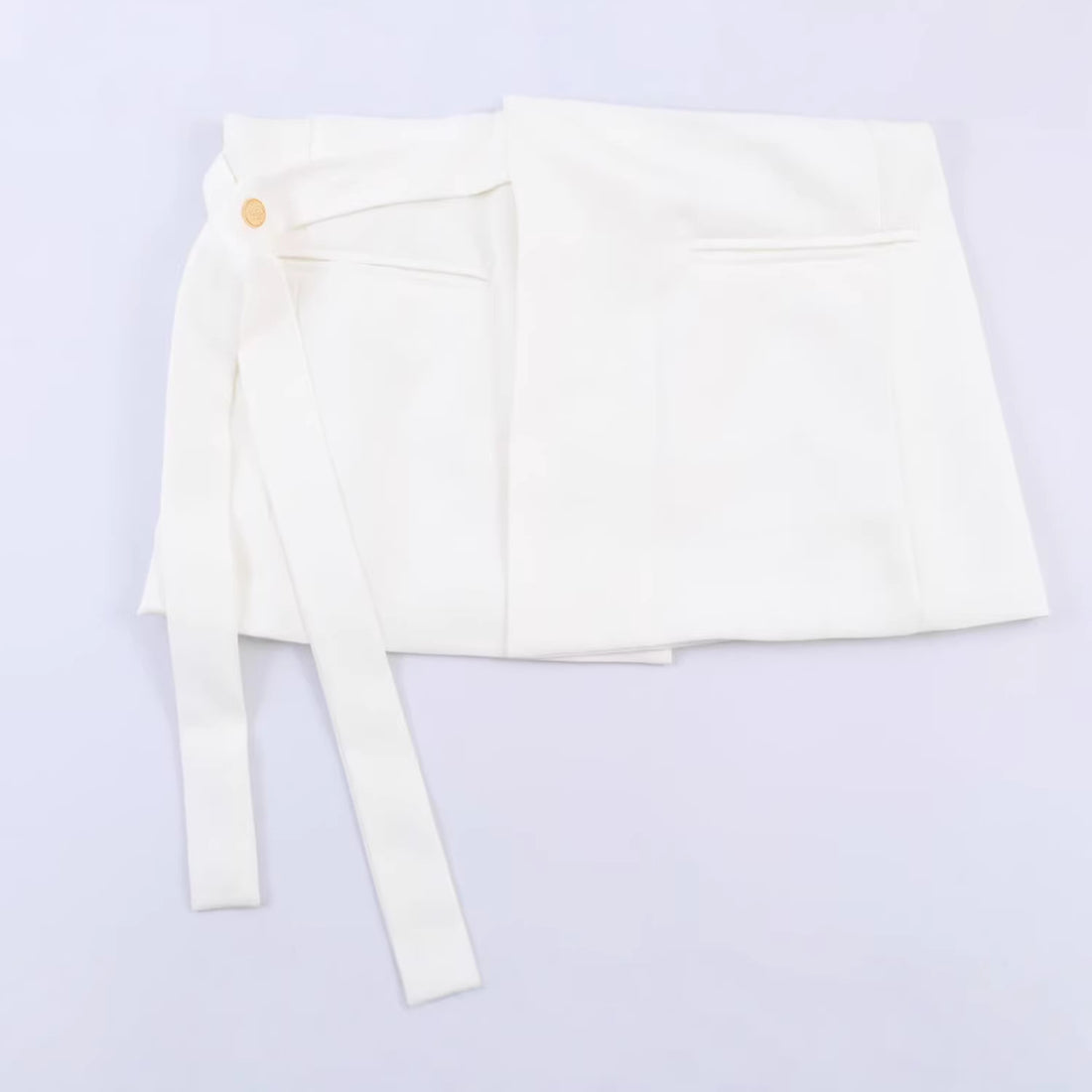 Damen Langline-Blazer mit goldbestickten Schultern und Bindegürtel Echoarchiv