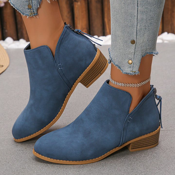 Damen Ankle-Boots mit hinterem Reißverschluss, schlanker Spitze und niedrigem Blockabsatz Echo Archiv